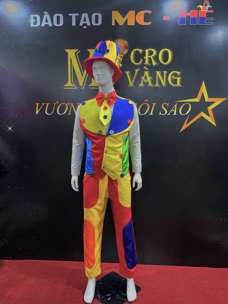 quần áo chú hề