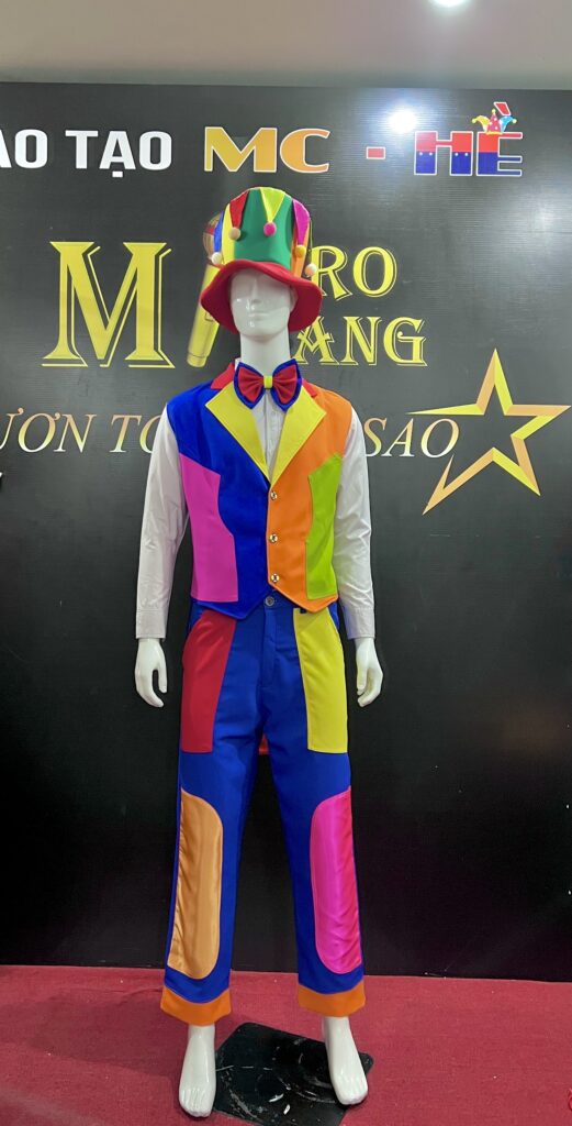 quần áo chú hề