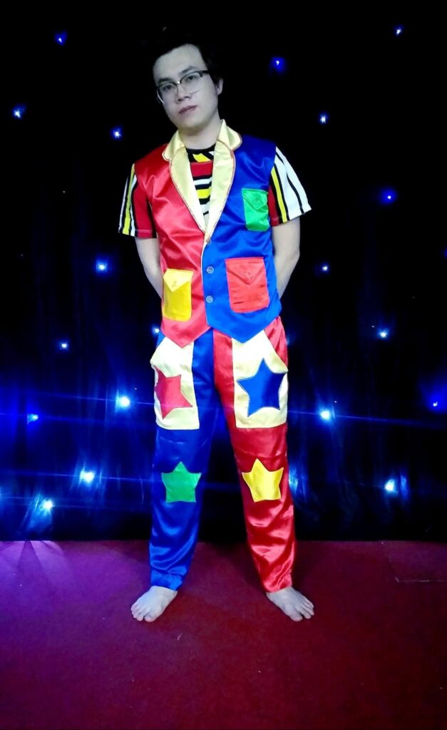 quần áo chú hề