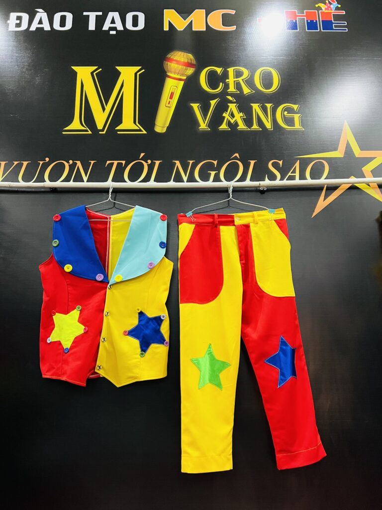 quần áo chú hề