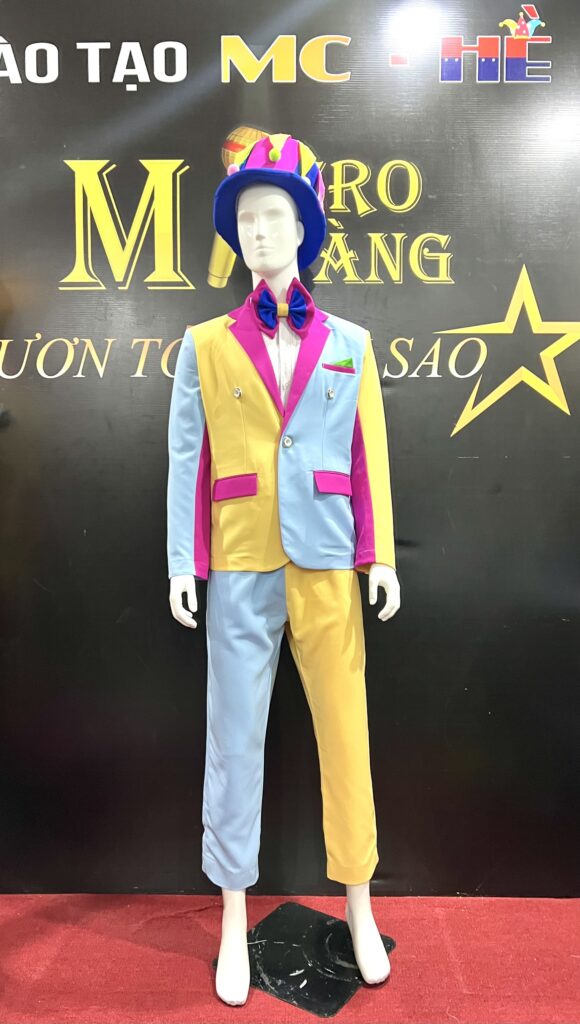 quần áo chú hề