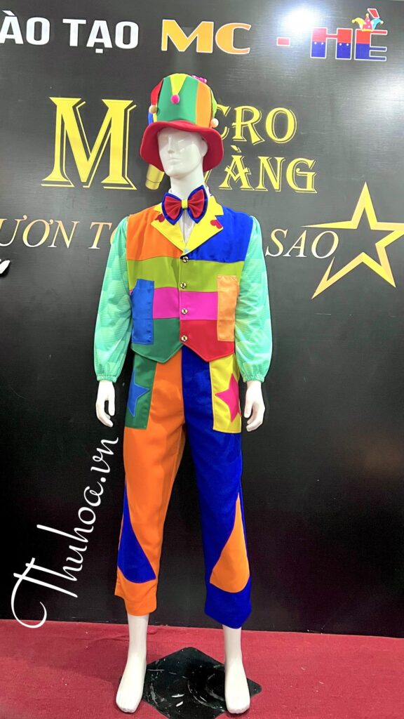 quần áo chú hề