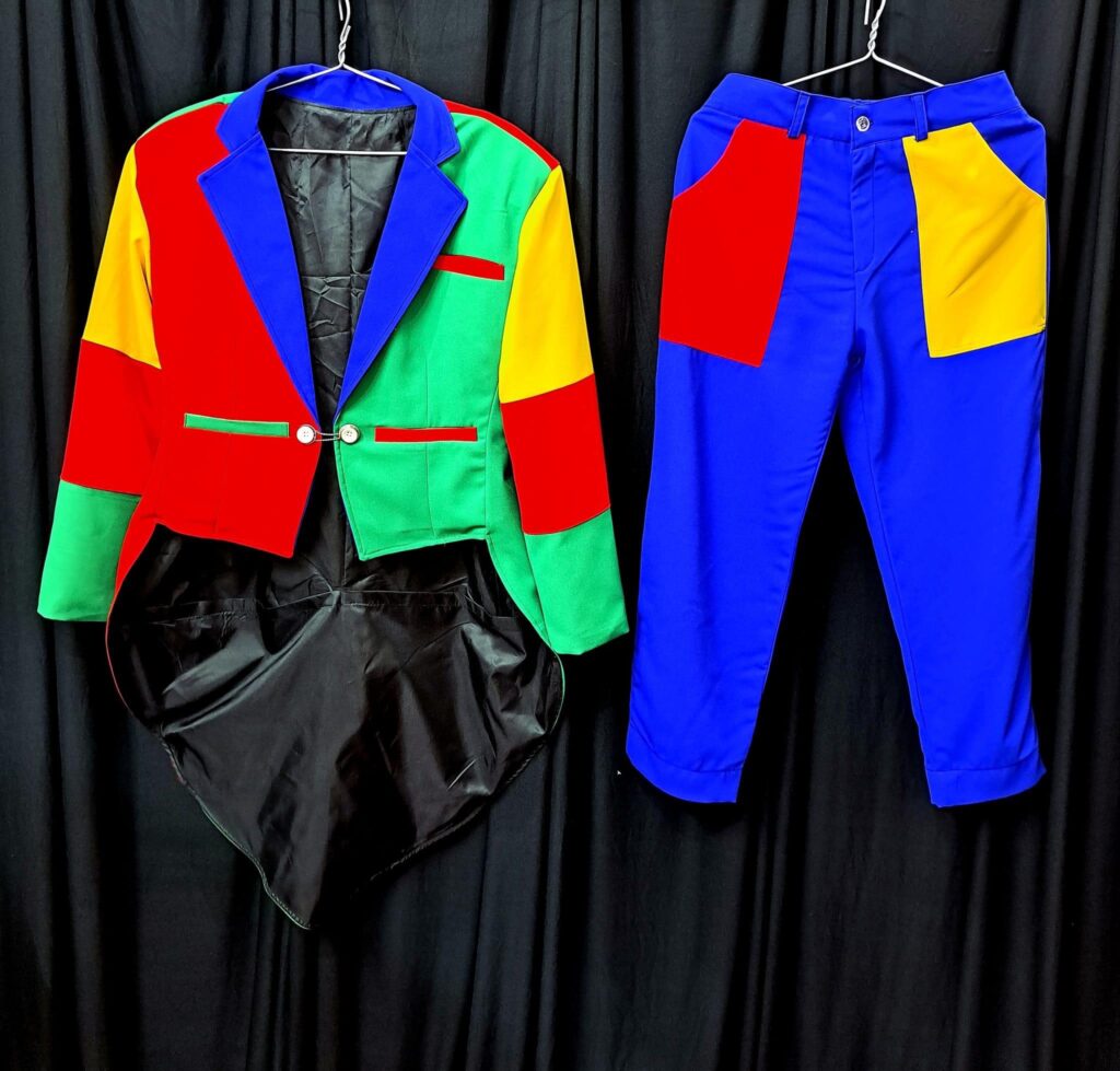 quần áo chú hề