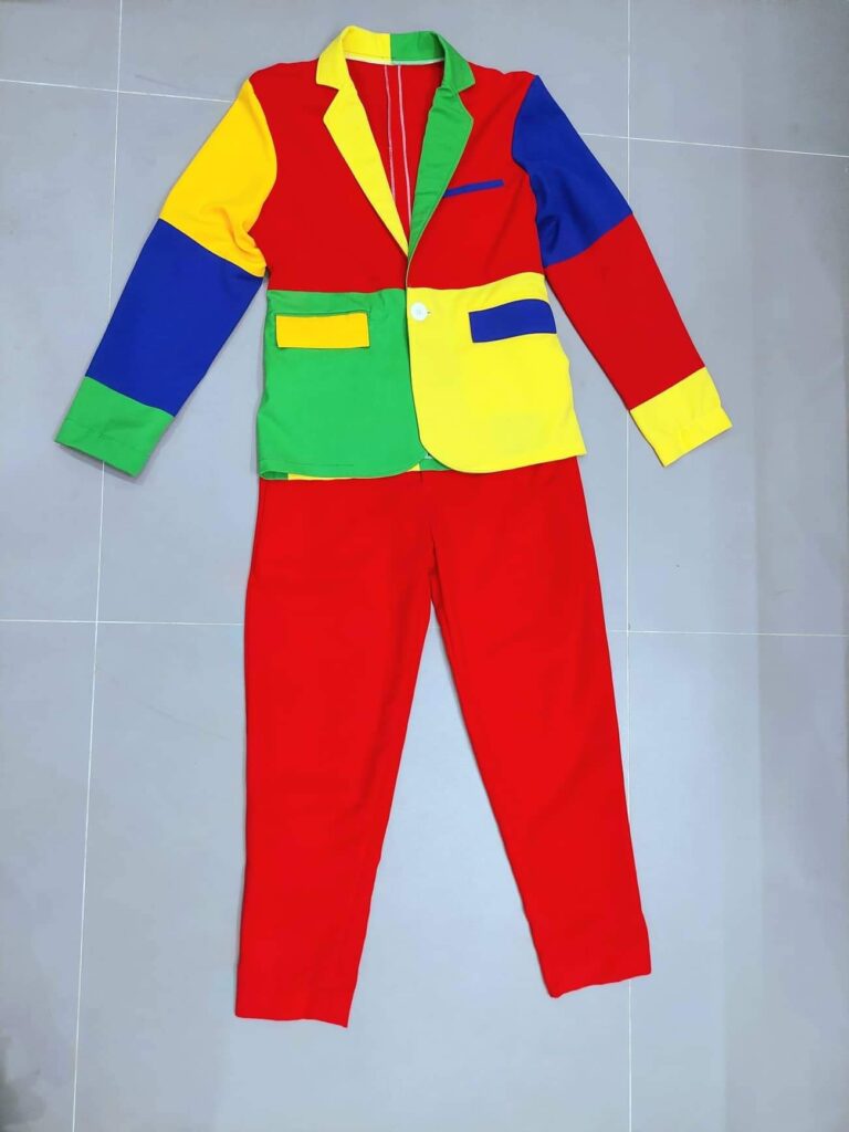 quần áo chú hề