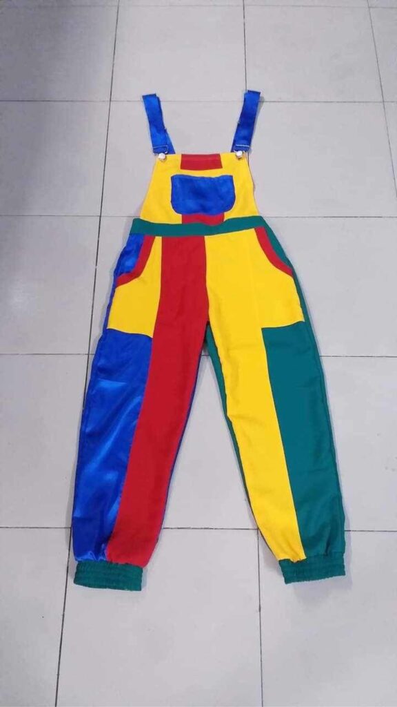 quần áo chú hề