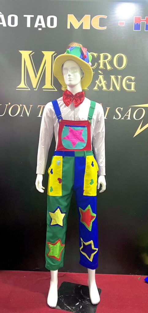 quần áo chú hề