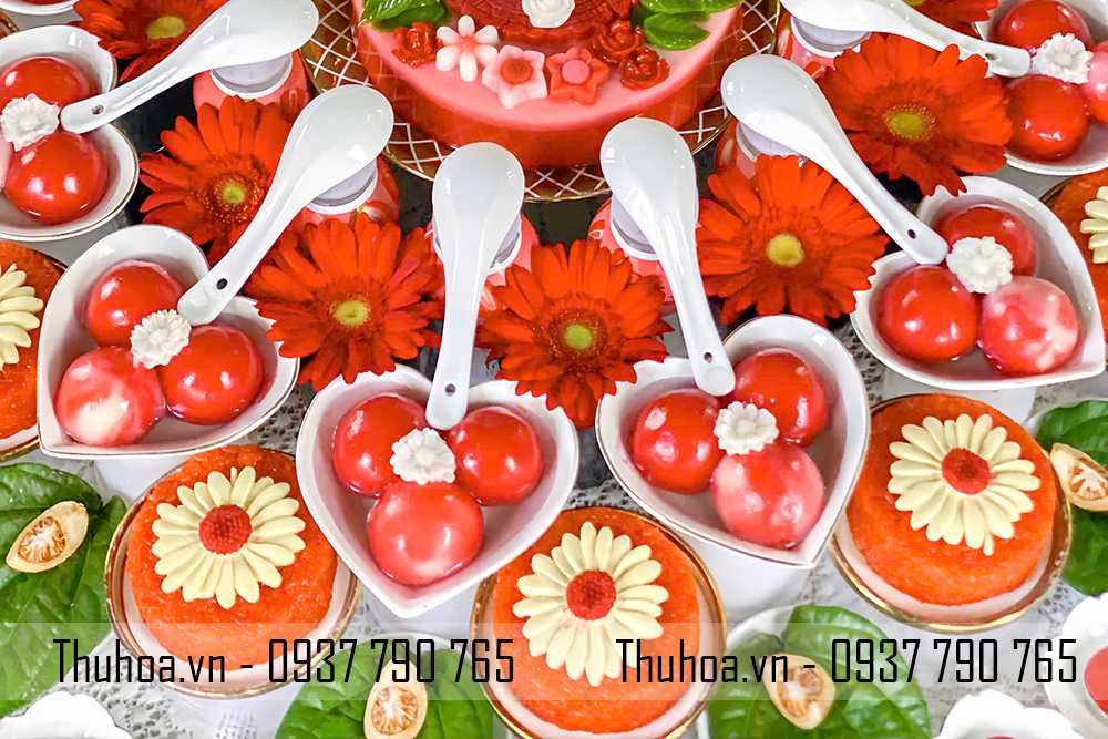 Mâm cúng thôi nôi bé gái tone đỏ - cơ bản - BG02 (2)