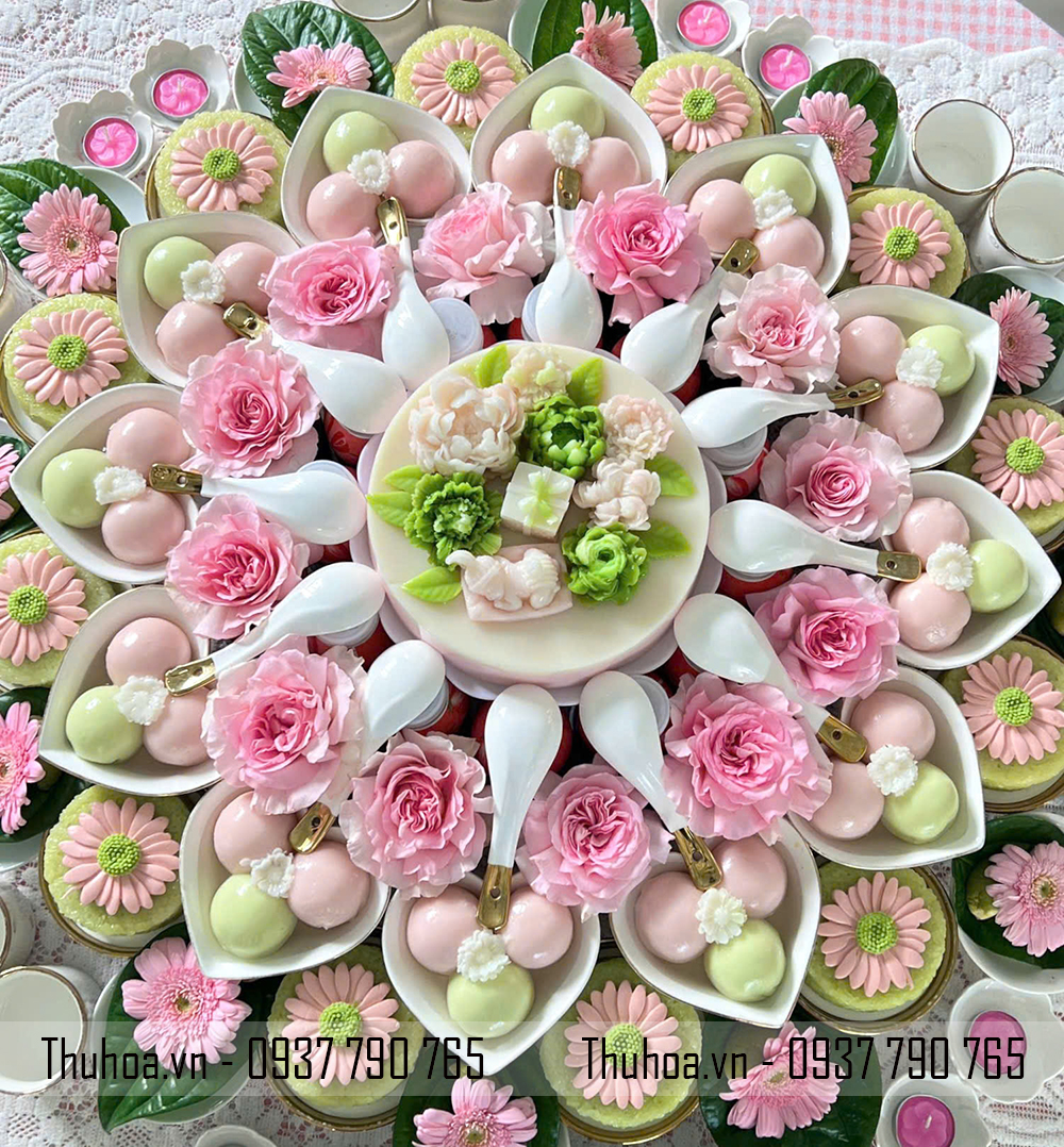 mâm cung be gai co ban tone hong xanh la (2).