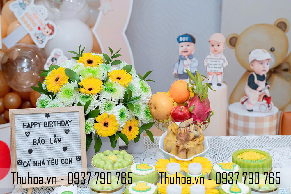 mâm cung thoi noi be Bao Lam (1)