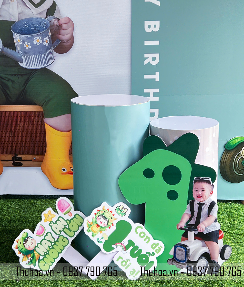 trang tri background thoi noi be Hoang Bach (6)