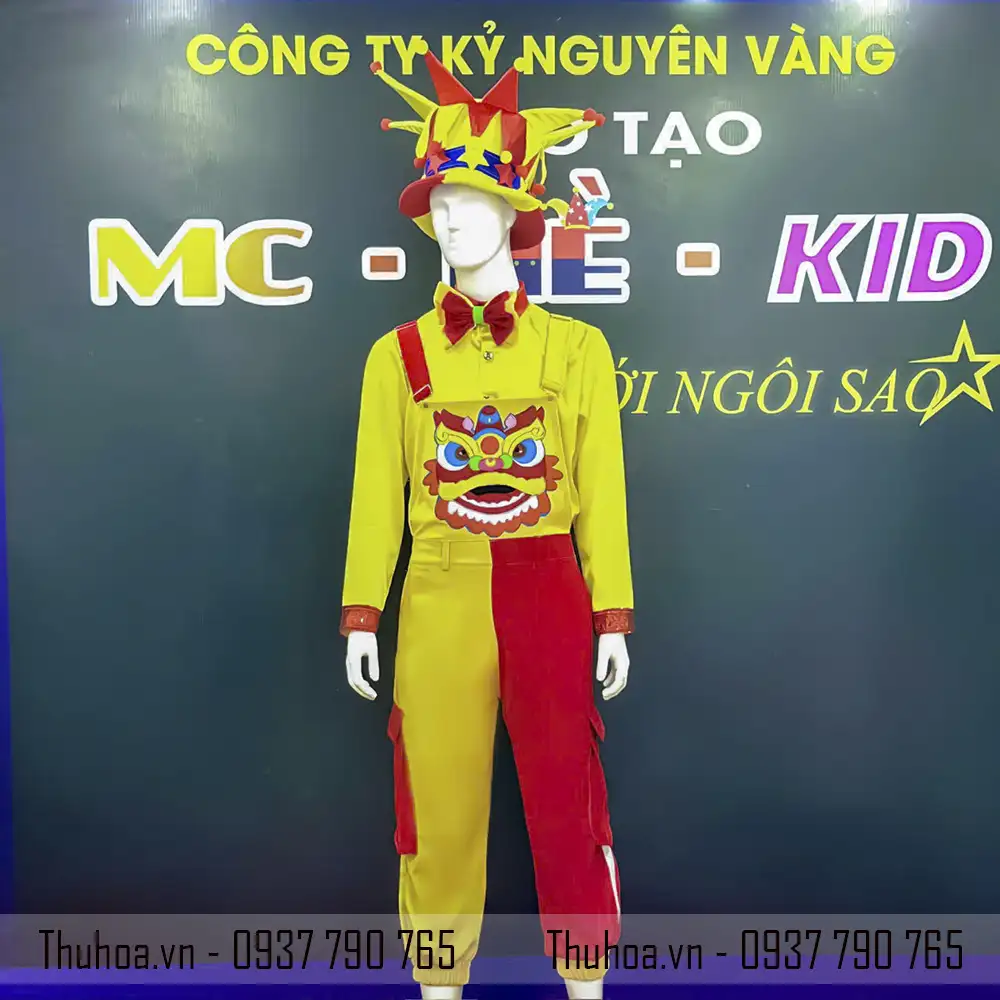 Trang phục chú hề – yếm chú hề thêu hình Lân 3D