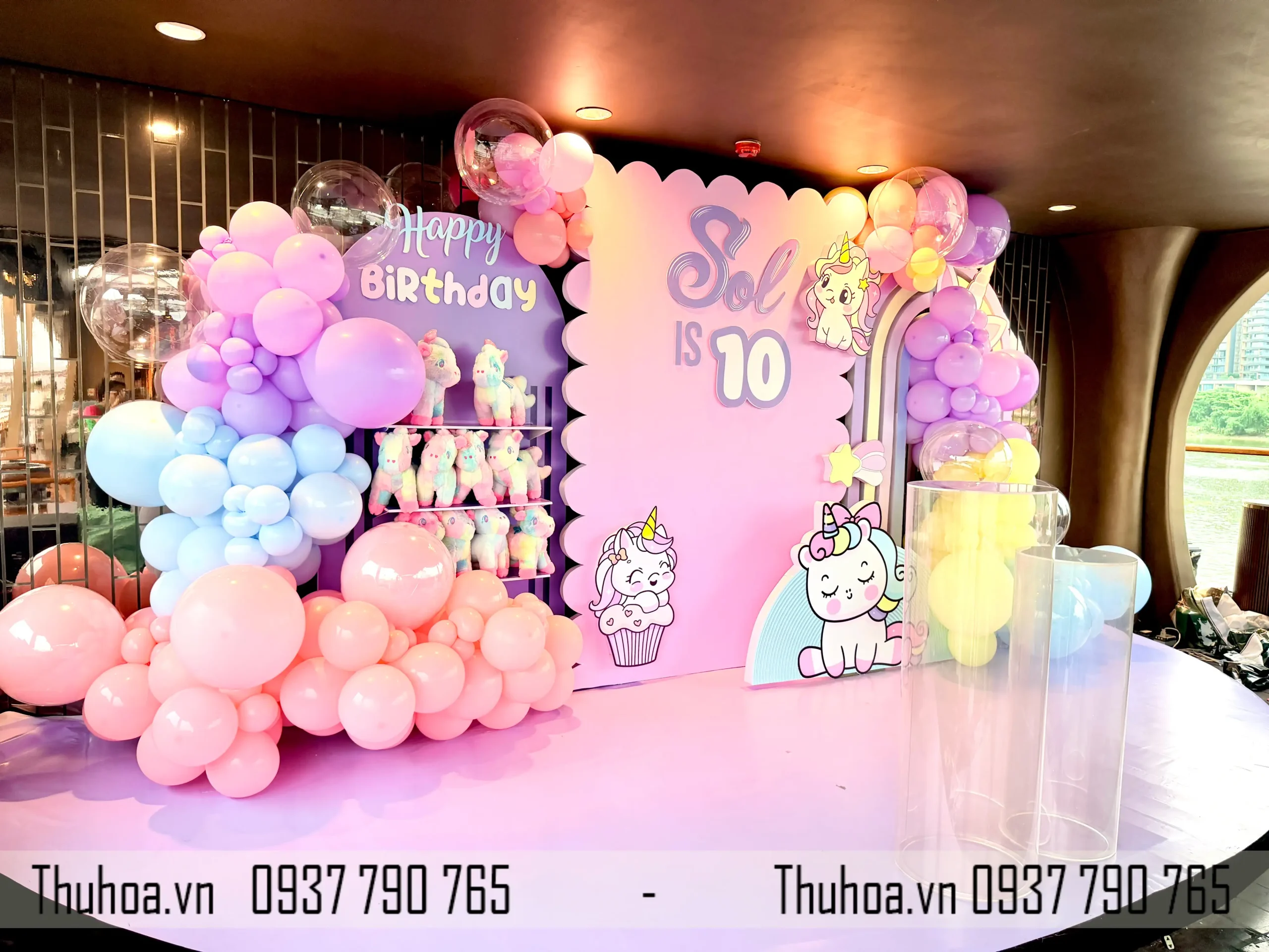 trang tri background thôi nôi chủ đề pony (4)