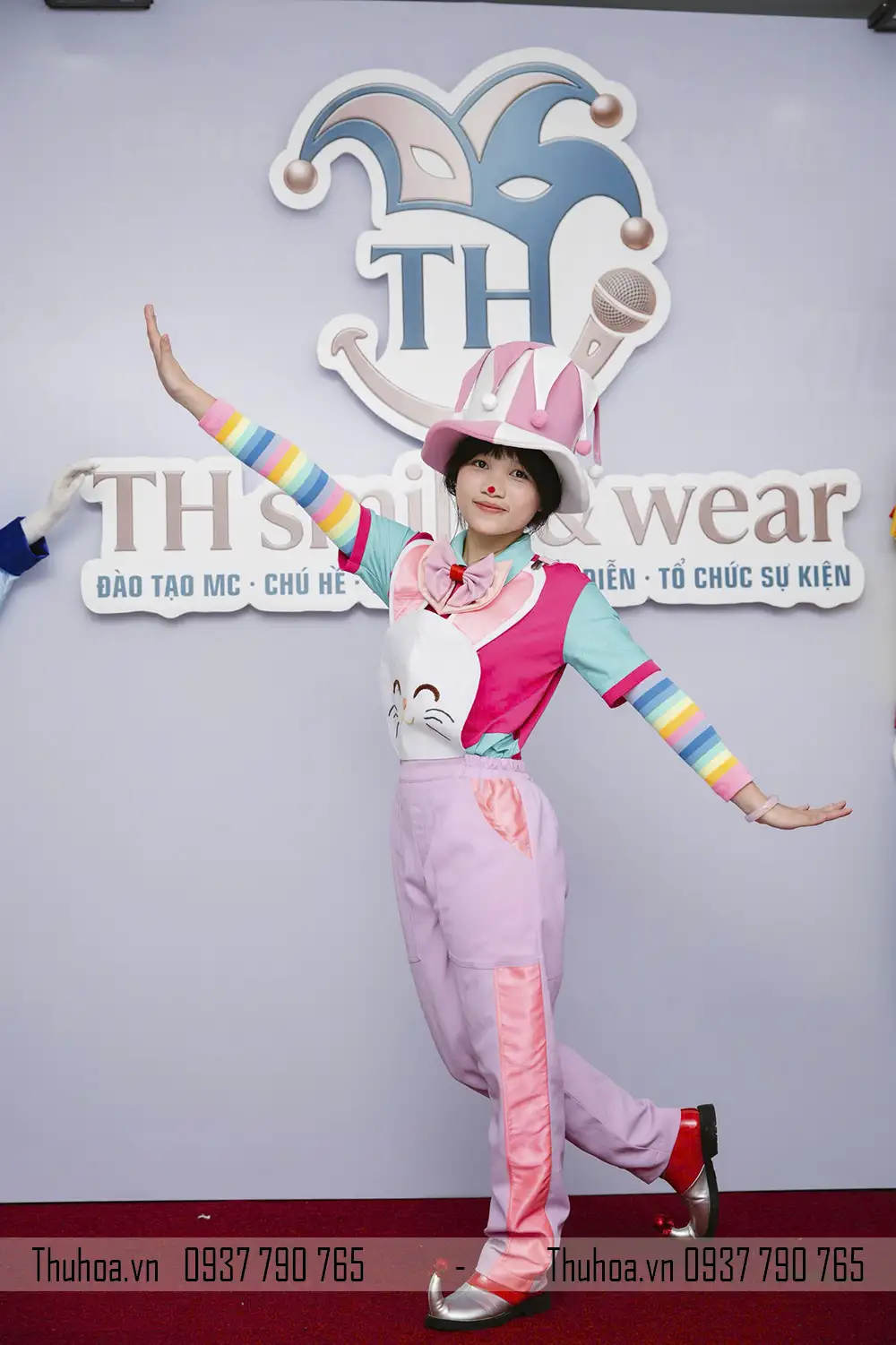TRANG PHỤC CHỊ THỎ NGỌC (1)