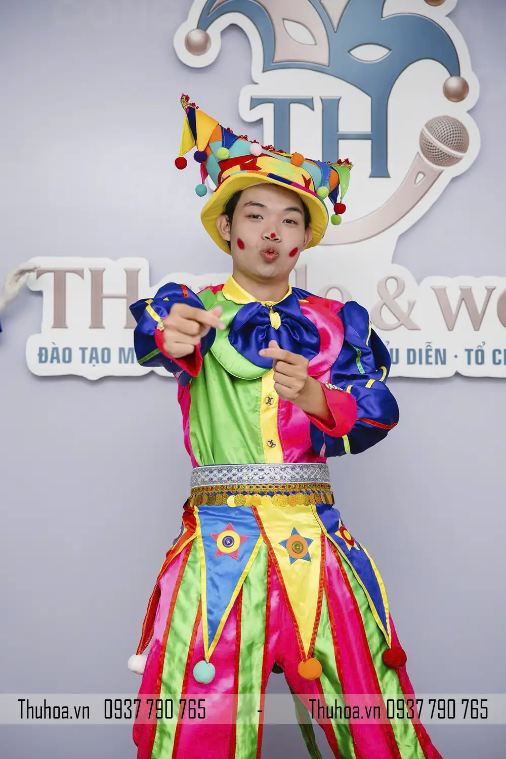 TRANG PHỤC CHÚ HỀ CHUYÊN NGHIỆP (9)