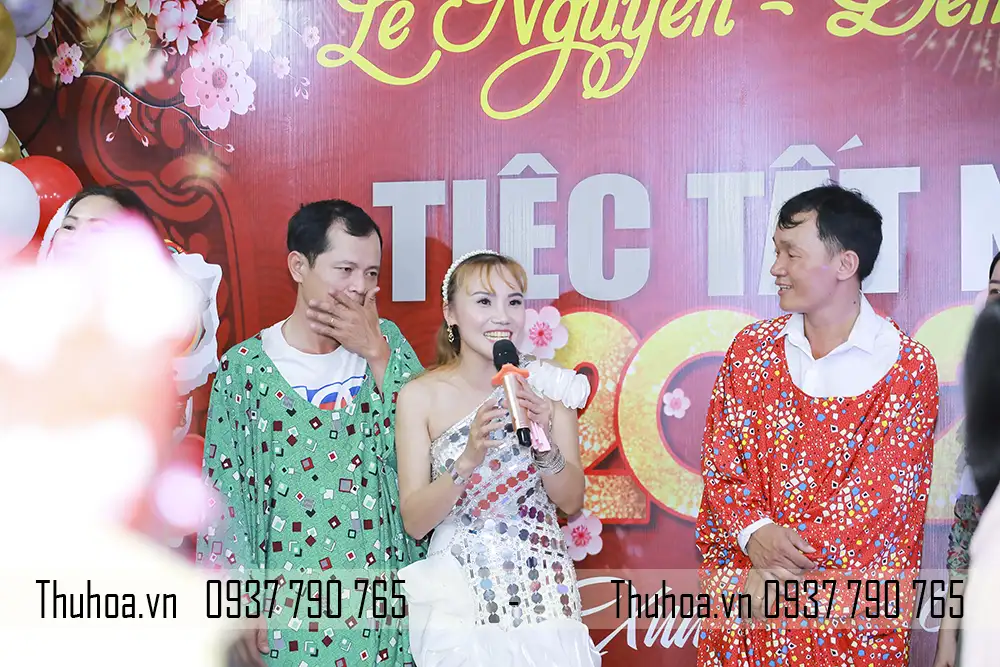 THUÊ CHÚ HỀ CÔ HỀ ĐA NĂNG CHO TIỆC (7)